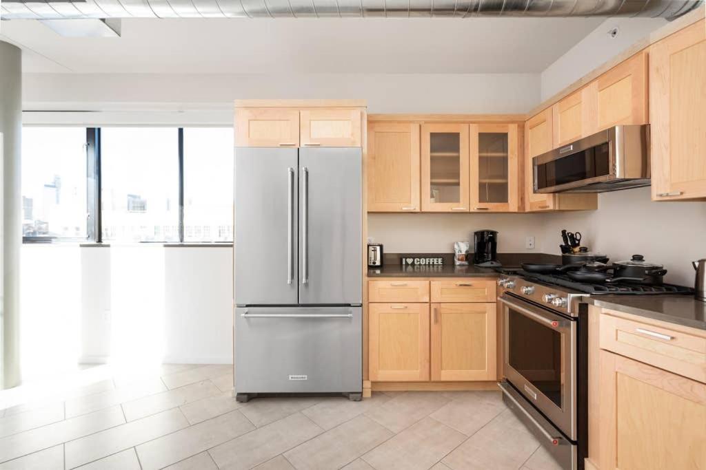 Upscale 3Br Penthouse By Cozysuites Indianapolis Bagian luar foto