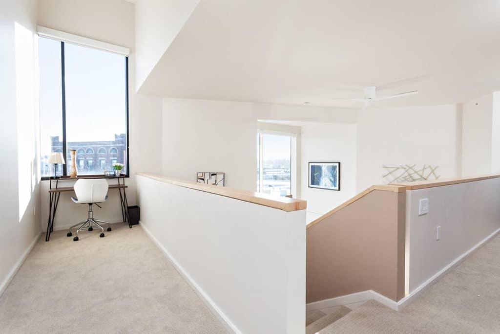 Upscale 3Br Penthouse By Cozysuites Indianapolis Bagian luar foto
