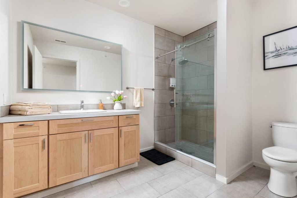 Upscale 3Br Penthouse By Cozysuites Indianapolis Bagian luar foto